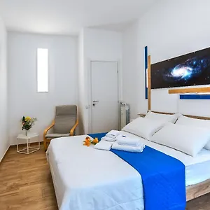 https://appartmento-galassie.it-romehotels.com